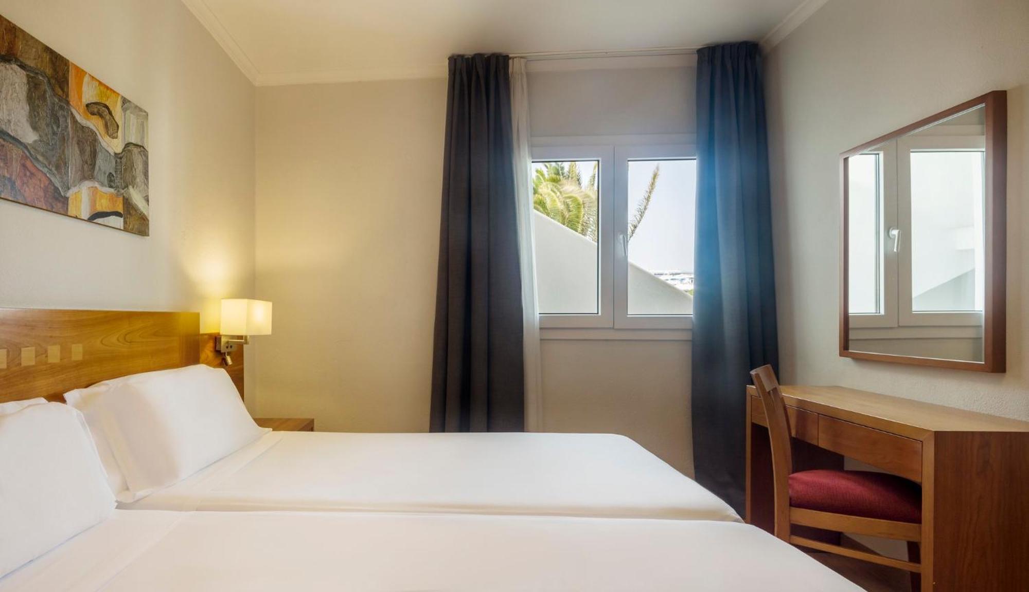 Ilunion Costa Sal Lanzarote Aparthotel Puerto del Carmen  Szoba fotó